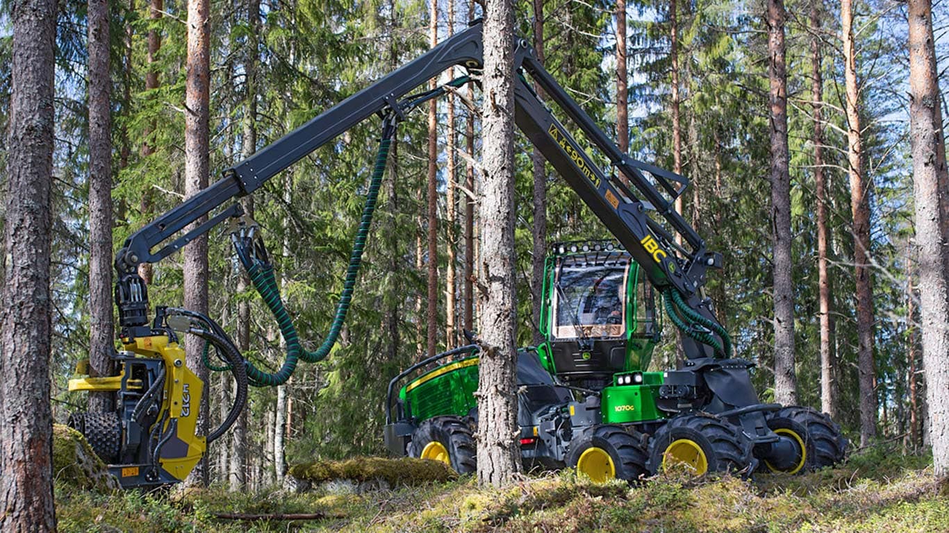 John Deere 1070G mit H212