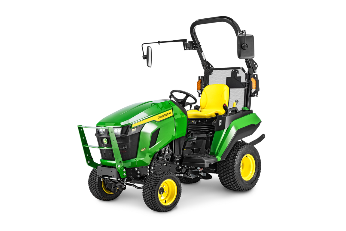 John Deere Kompakttraktor 1M mit offener Fahrerplattform auf weißem Hintergrund